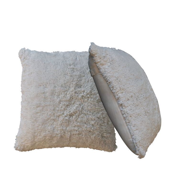 Cream Finish set of two cushions
Fluffy Finish
Rear plain with decreet zip finish