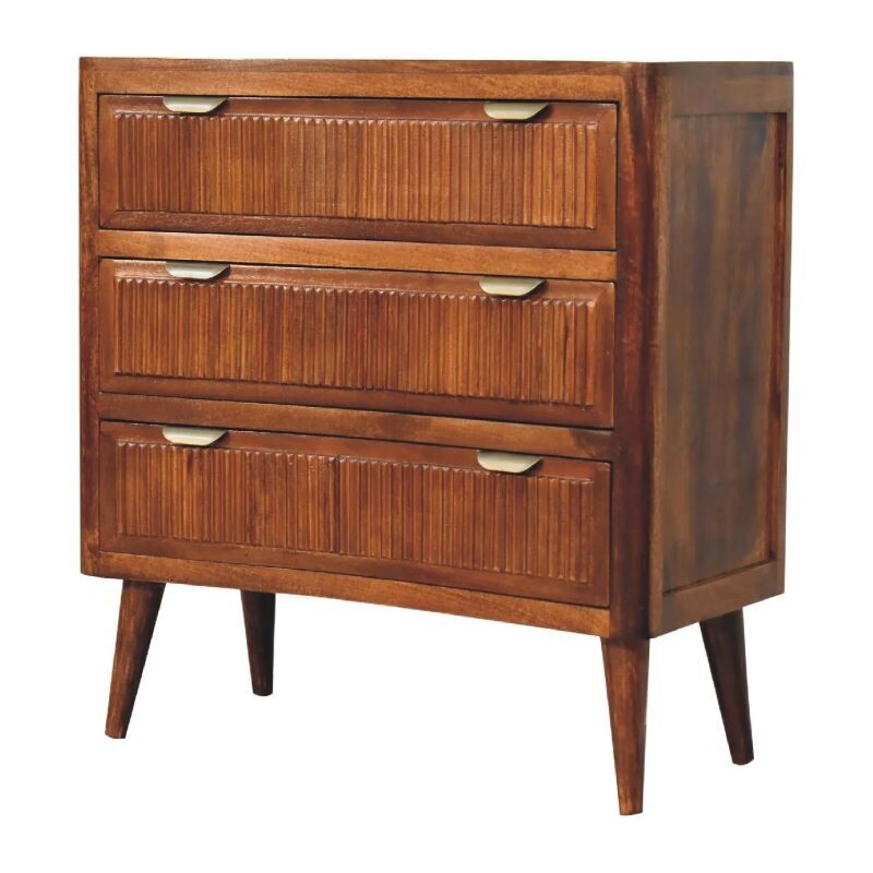 With full width drawers, the storage possibilities are maximised