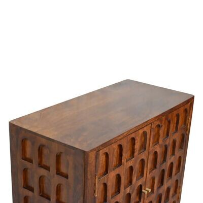 See the Salisbury design replicated around the sides too, and look at the quality of the top.