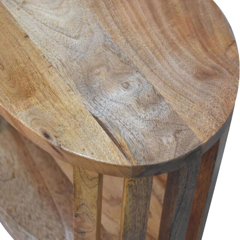 It is crafted by hand of solid mango wood with an oak effect finish. See the quality in this image.