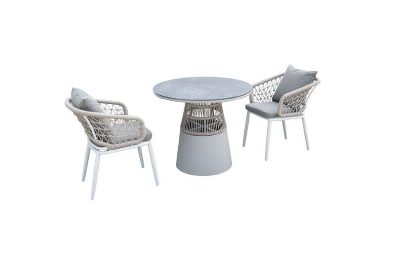 Deluxe Rope Four Chairs and Round Table