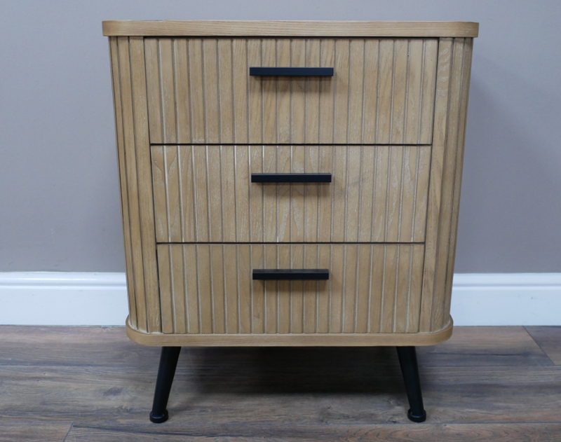 Finished in the Astoria design, with three opening drawers.