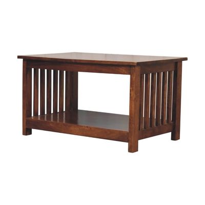 From the side view, you can see the side panels made up of attractive wooden struts in a pleasing style.
