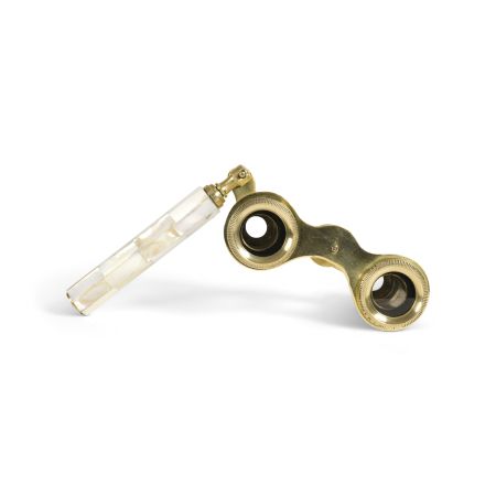 See the hand holder which helps you get the very best view. A must for any theatre goer.