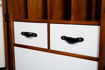 See the elegant drawers