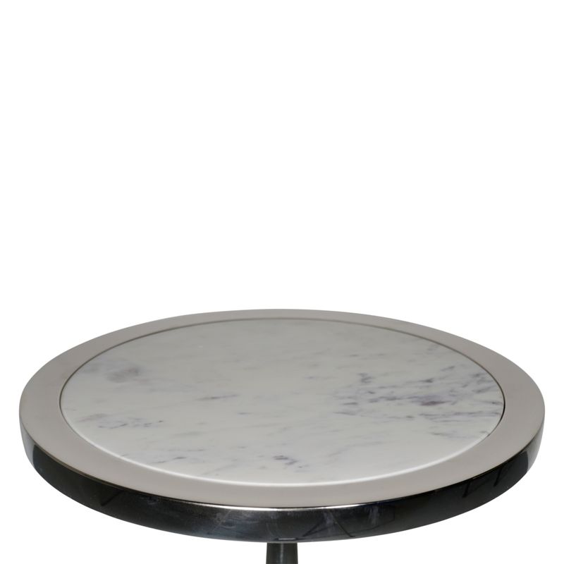 Just look at the beautiful craftsmanship of the table top.