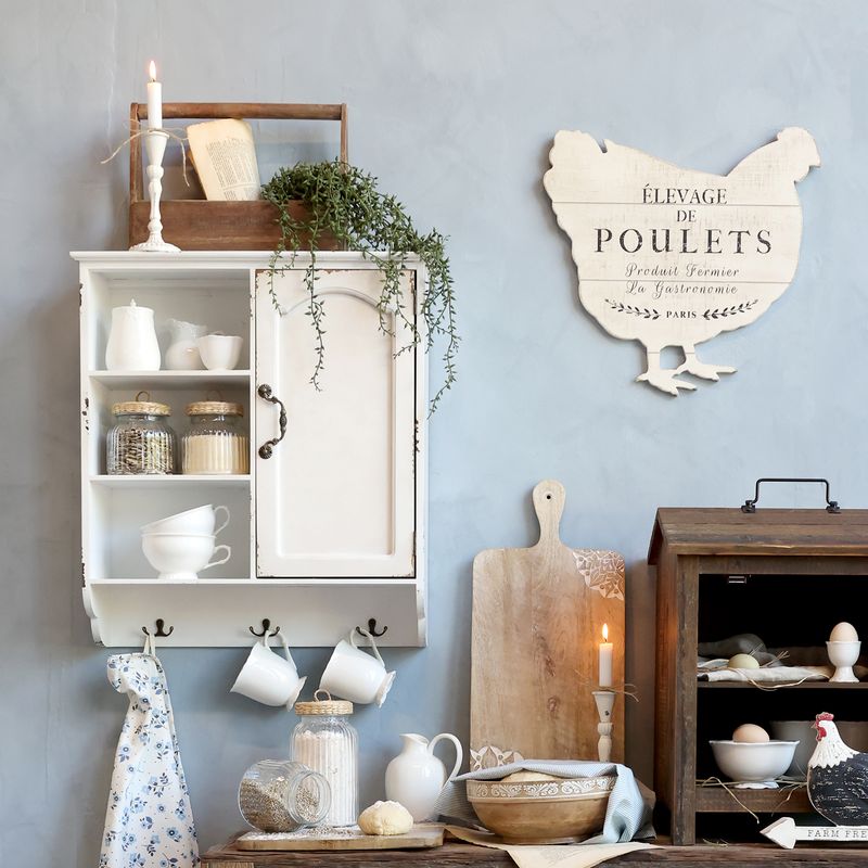 Beautiful and practical. This lovely Jolie cabinet has an opening door and an open shelf display area. Below the cupboard and shelf are hangers, ideal for cups, mugs, keys or anything else that can go on a hook!
It is made of fir wood, MDF, plywood and iron.
Cream finish. Size 61 x56 x19 cm
Shown here in a room setting.