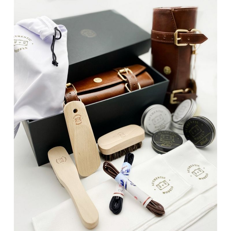 Shoe Polishing Kit