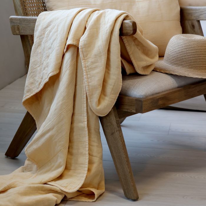 Chic Quilted Blanket - Melon