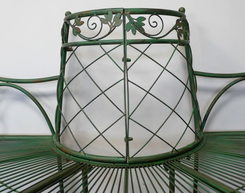 Beddington Tree Seat