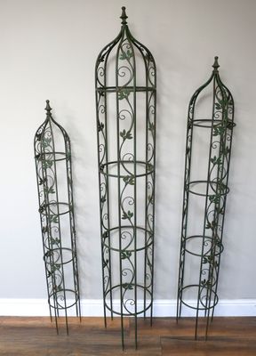 Set Of 3 Large Oblisks - vary in height. Ivy Pattern