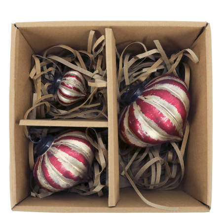 ​Twelfth Night Champagne & Cherry Baubles – Lantern.  Small, Medium and Large