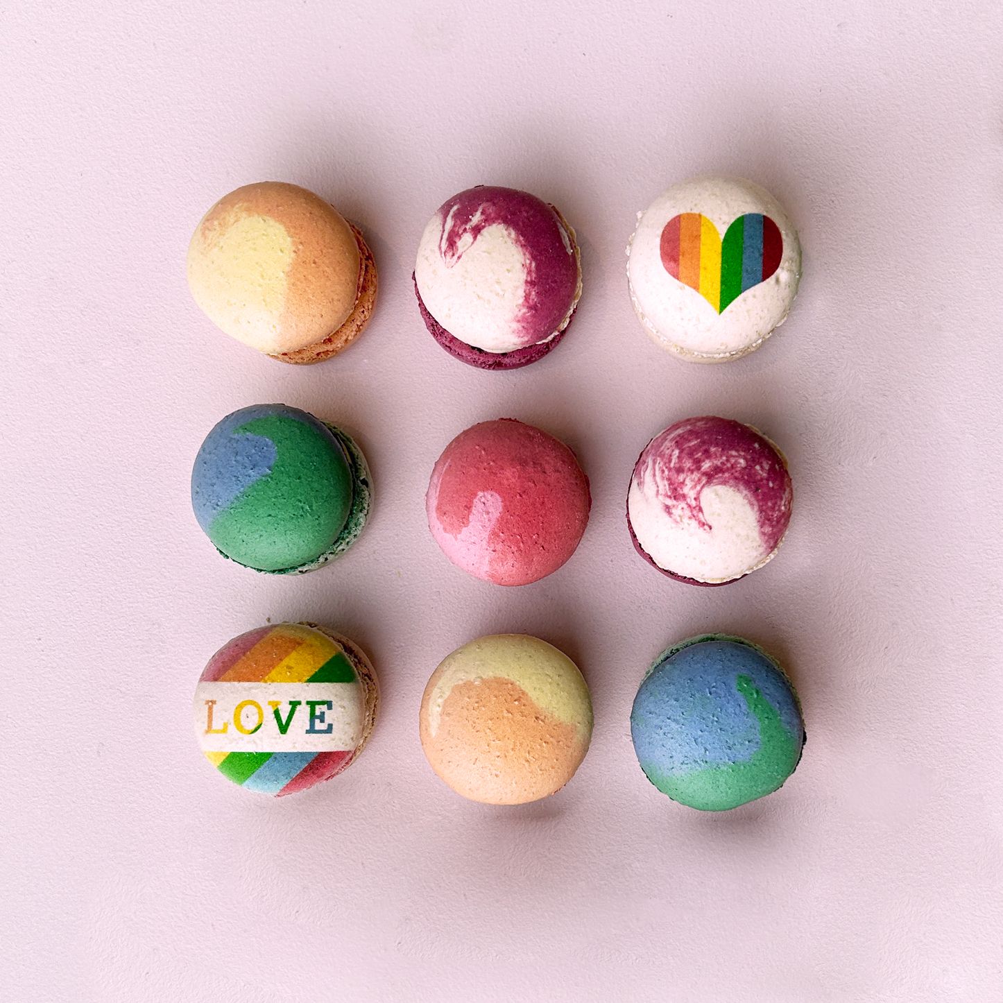 9 Pride Makrönchen
