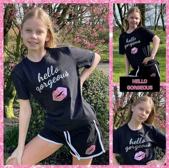 The HELLO GORGEOUS set