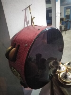 طار ملكي .