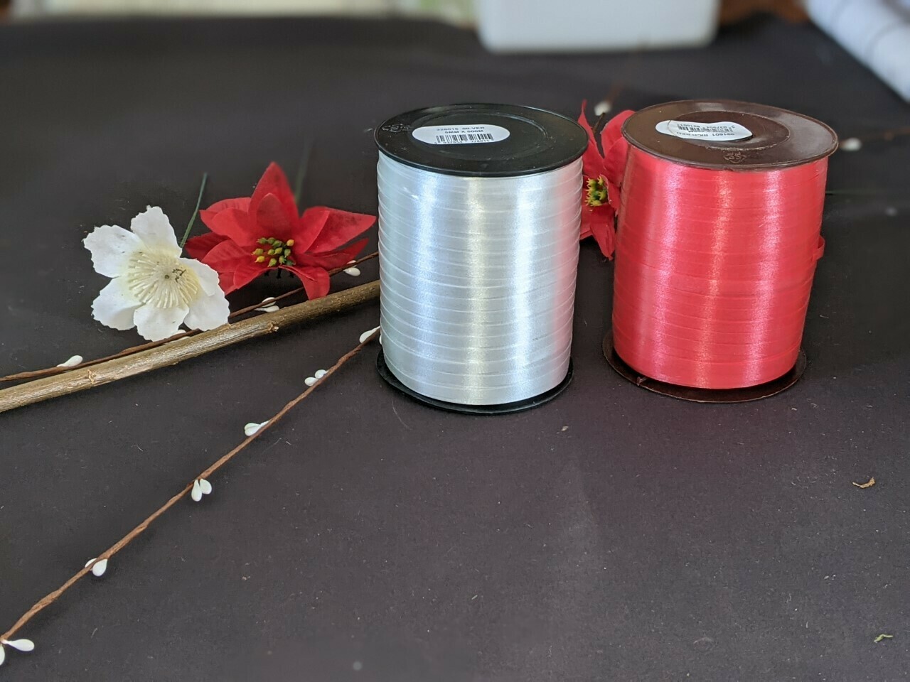 Curling ribbon, 500m full rolls in a variety of colours.