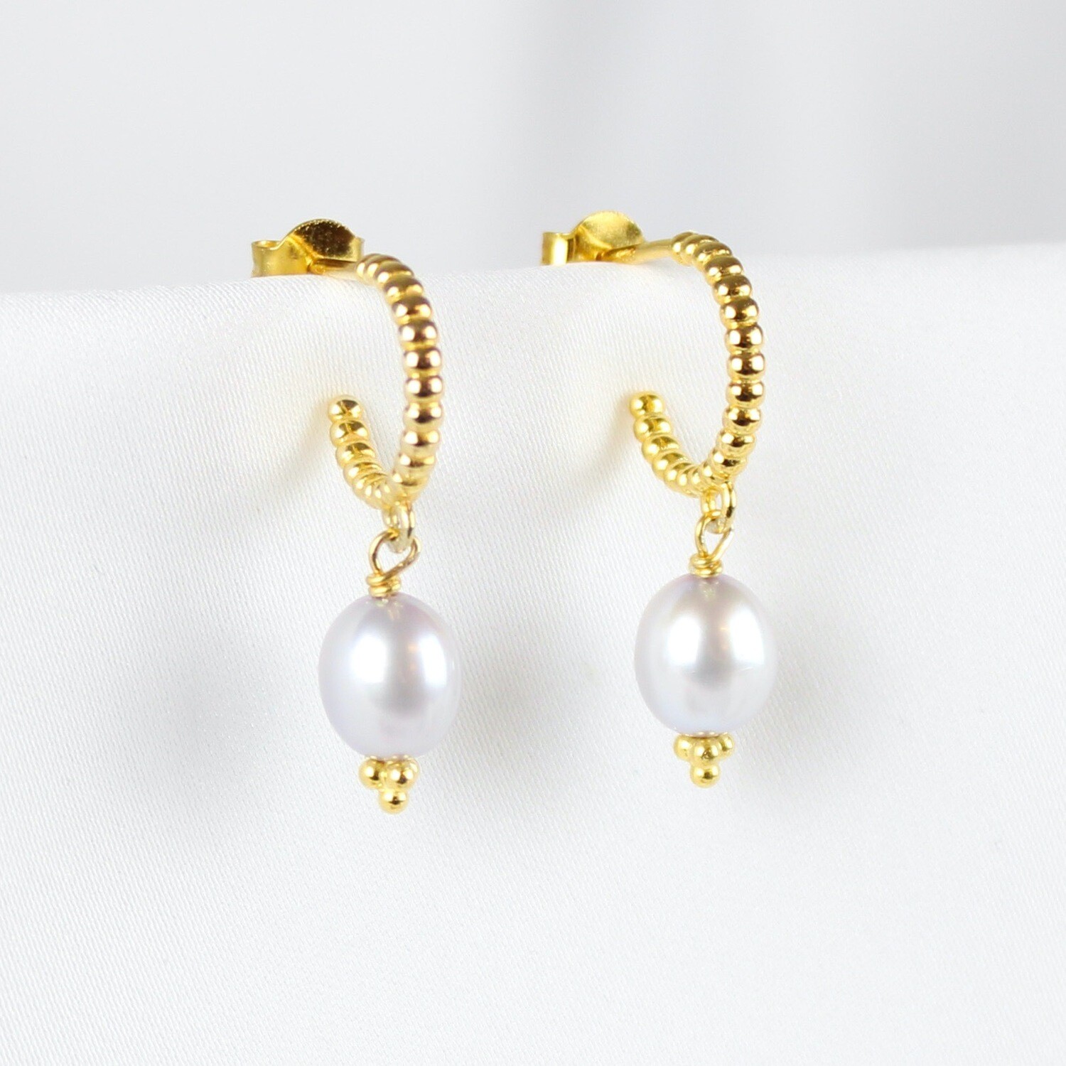 Lyseblå kugle-øreringe