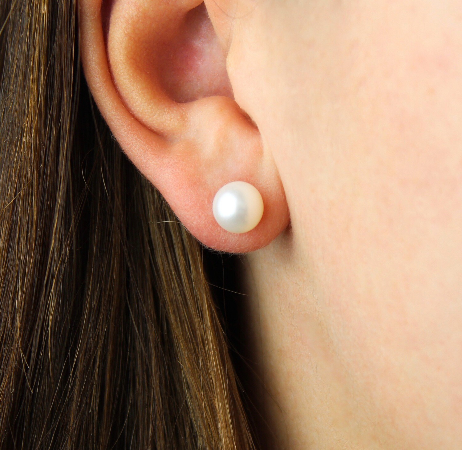 Hvide ferskvandsperle ørestikker