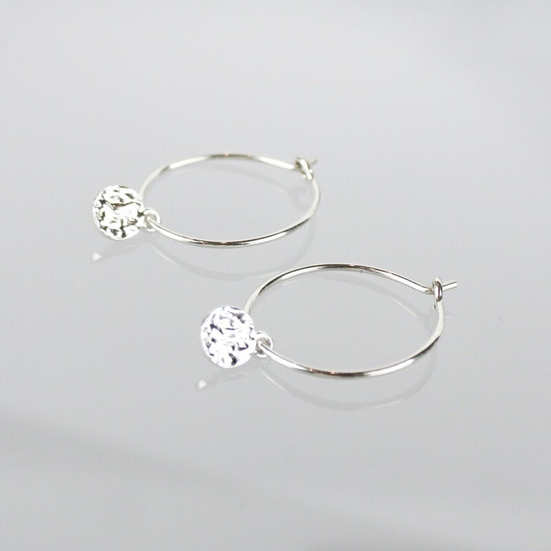 Hoops med mønt vedhæng