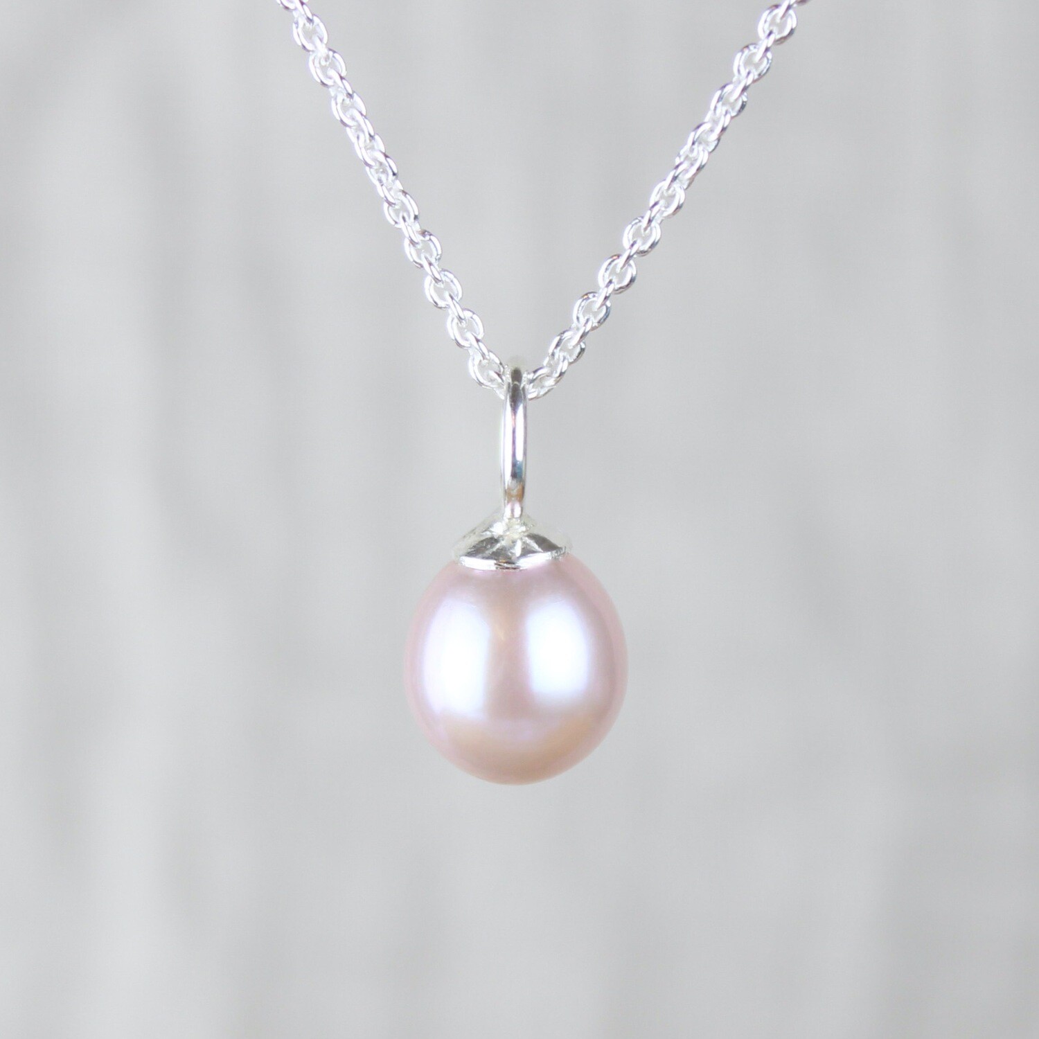 Rosa ferskvandsperle halskæde