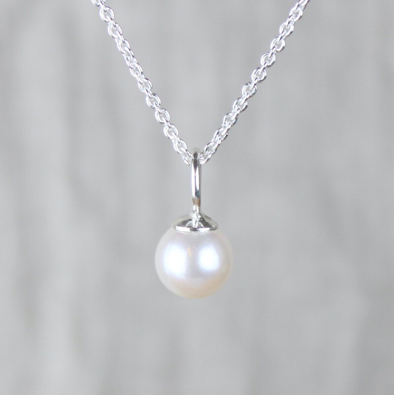 Hvid ferskvandsperle halskæde