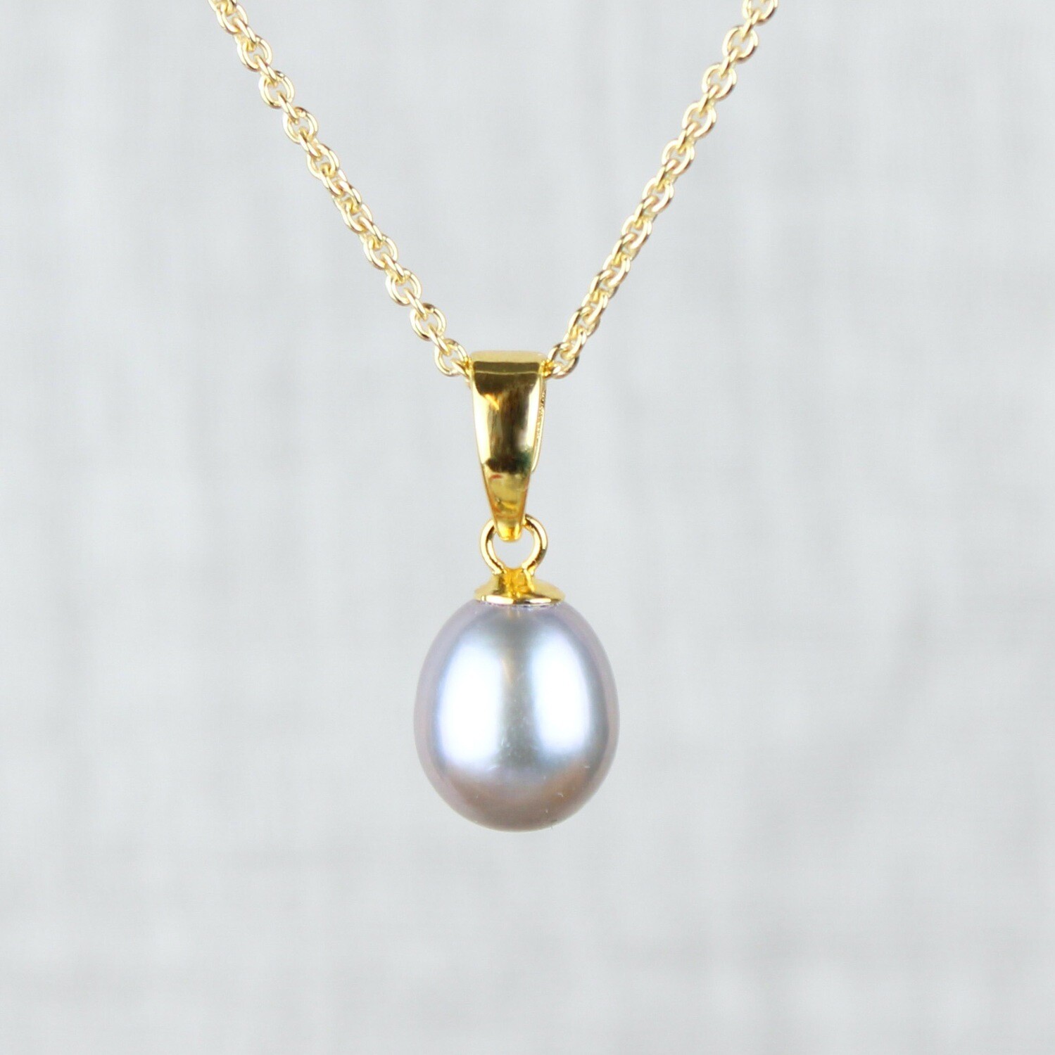 Grå ferskvandsperle halskæde (Forgyldt)