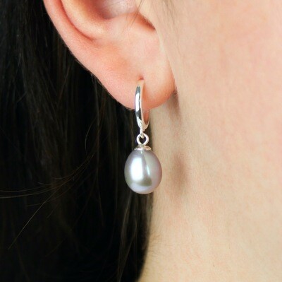 Grå ferskvandsperle øreringe