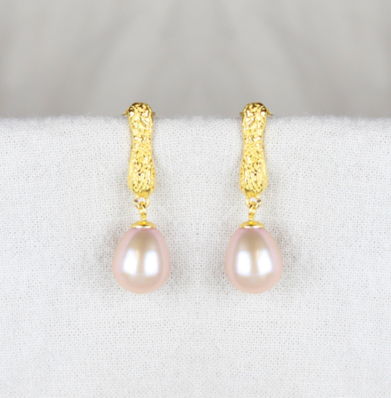 Aflange rustikke rosa perleøreringe