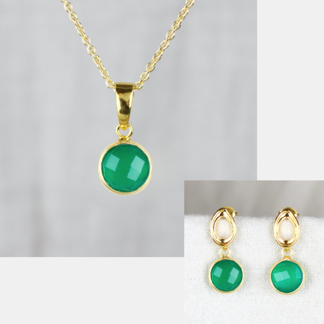 Smykkesæt - grøn onyx sten (forgyldt)