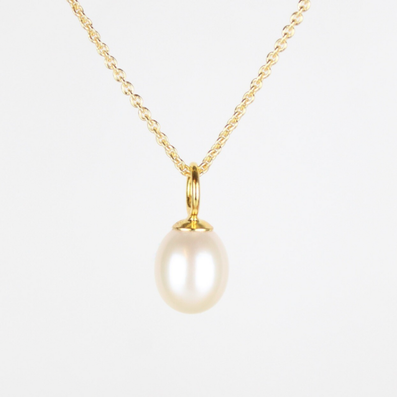 Hvid ferskvandsperle halskæde (Forgyldt)