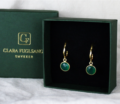 Rustikke creoler  med  grøn onyx-sten