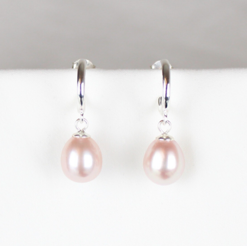 Creoler med rosa ferskvandsperler