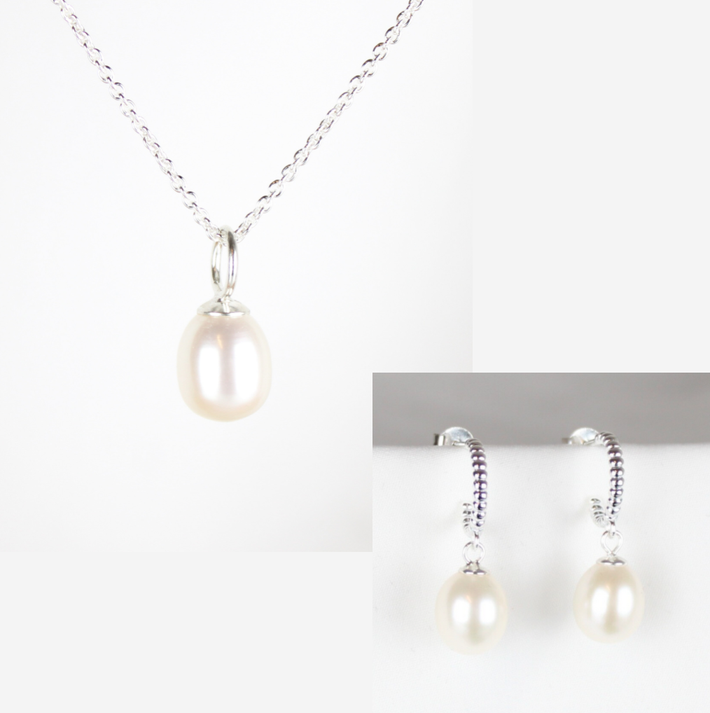 Smykkesæt - Sølv med hvide ferskvandsperler kugle reoler