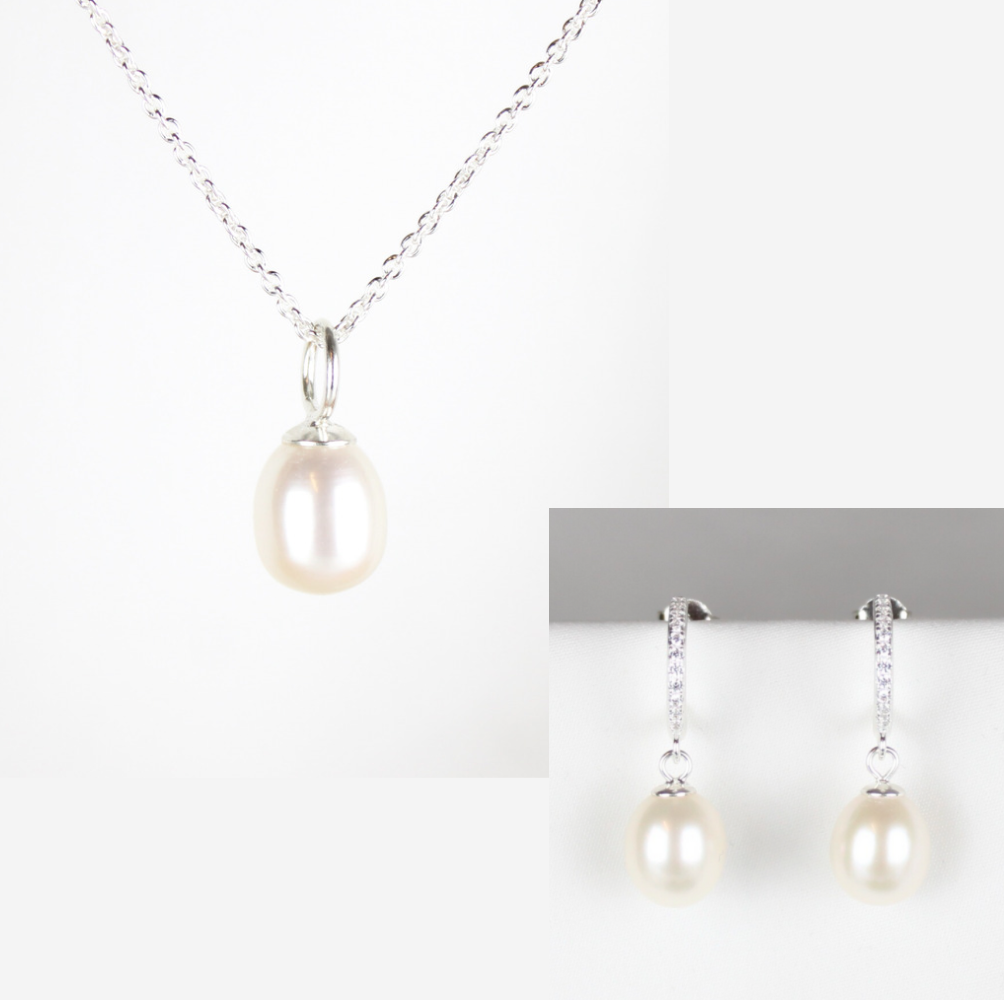 Smykkesæt - Sølv med hvide ferskvandsperler &amp; rhinsten