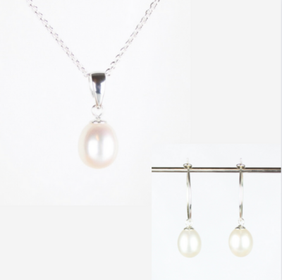 Smykkesæt - Sølv med hvide ferskvandsperler &amp; hoops