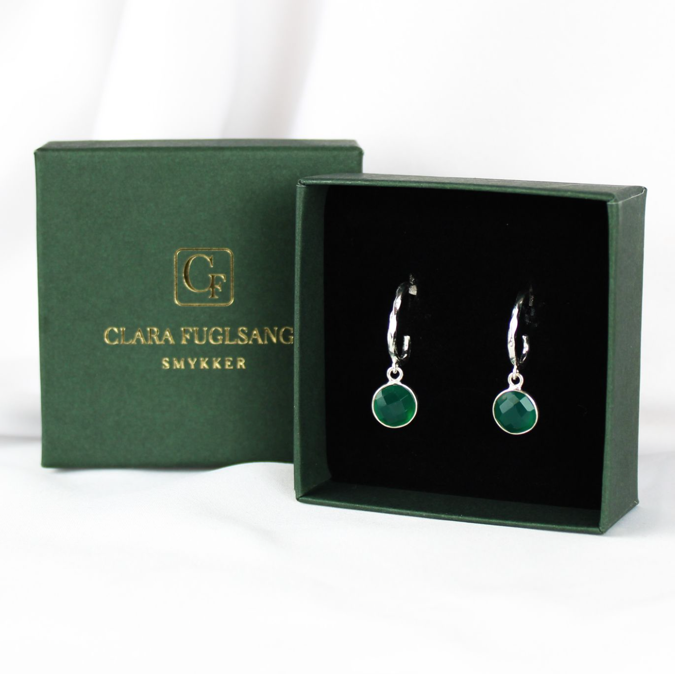 Rustikke creoler  med  grøn onyx-sten