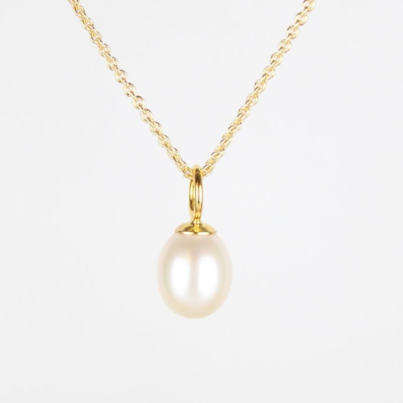 Hvid ferskvandsperle halskæde (Forgyldt)