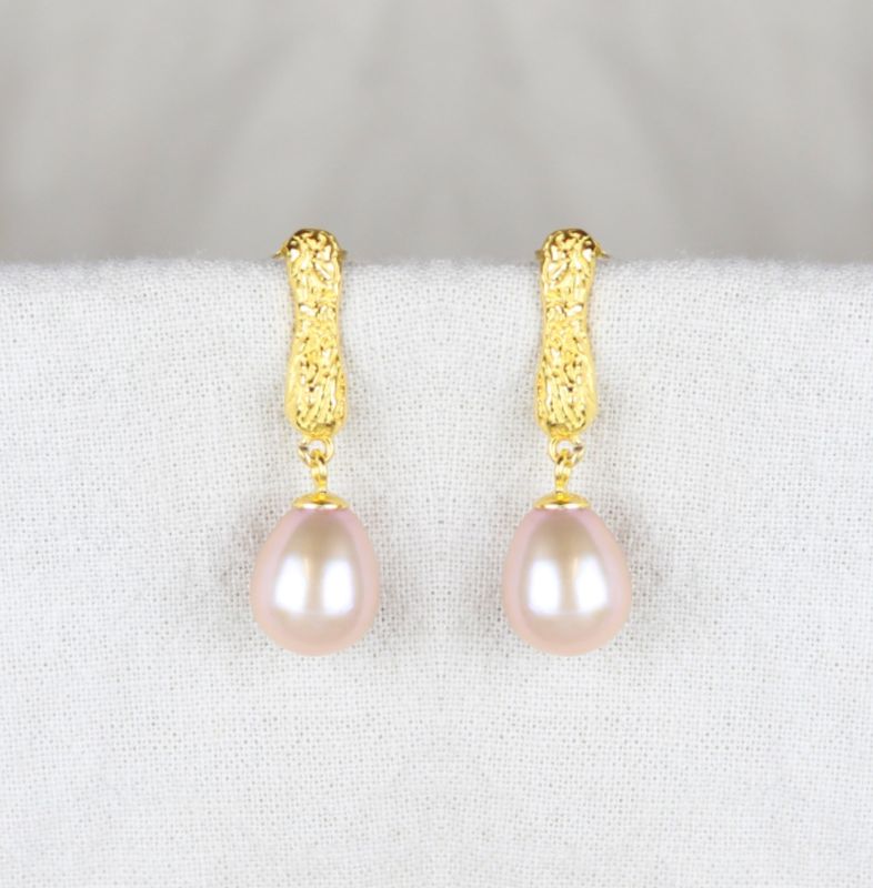 Aflange rustikke rosa perleøreringe