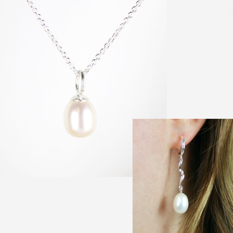 Smykkesæt - Sølv med hvide ferskvandsperler &amp; snoet creoler