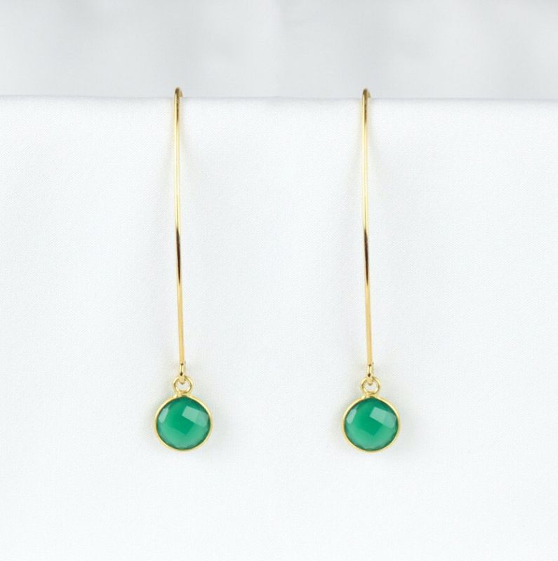 Øreringe med grøn onyx-sten