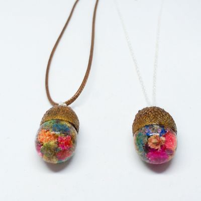Collar bellota multicolor
