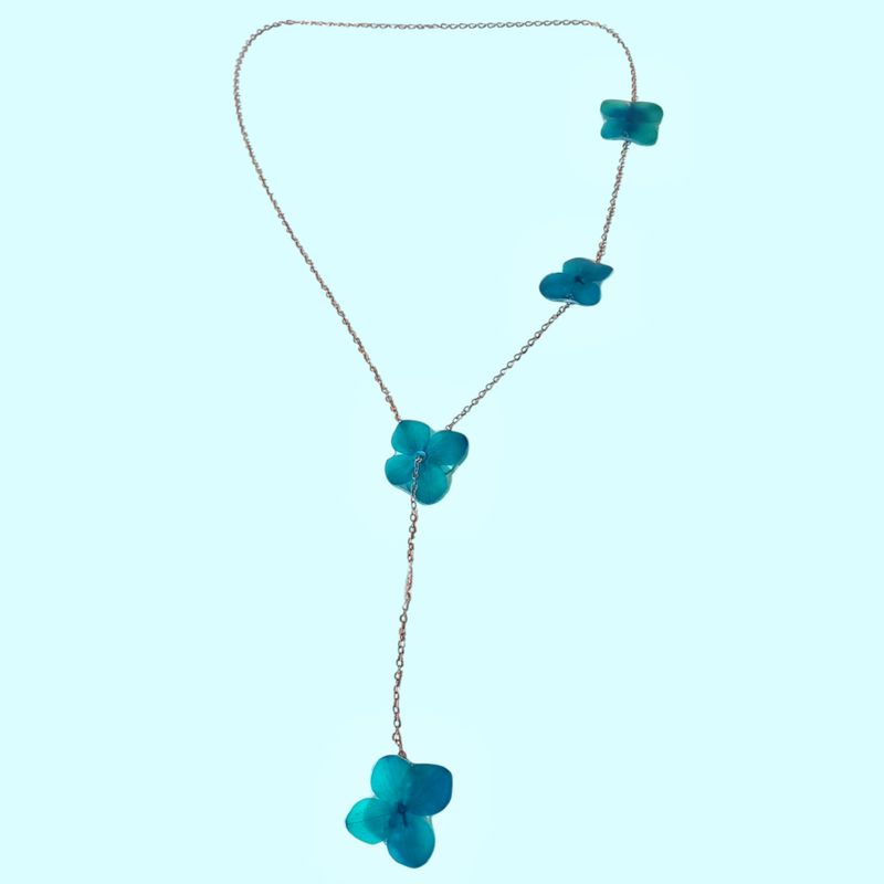 Collar hortensia múltiple