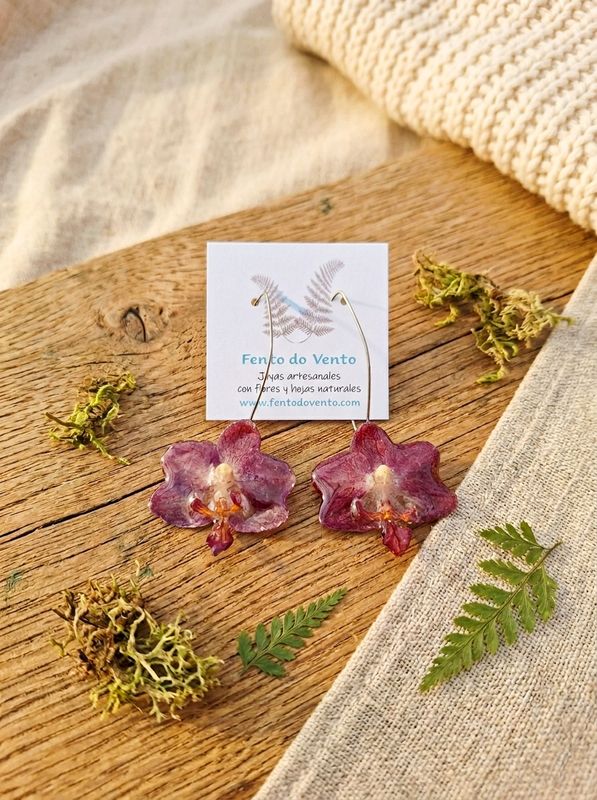 Pendientes orquídea morada