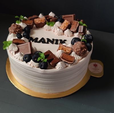 Non-Fondant Cake 16