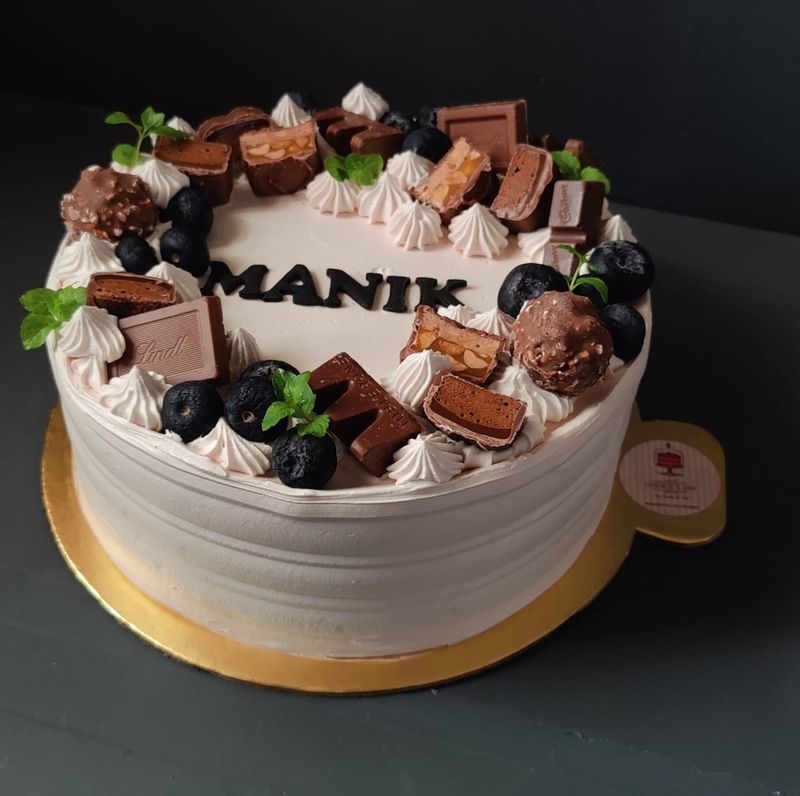 Non-Fondant Cake 16