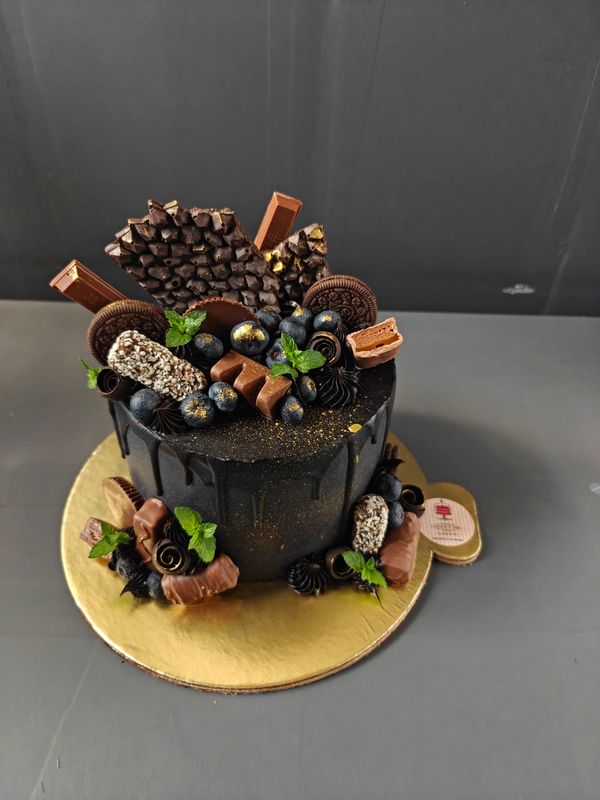 Non-Fondant Cake 8