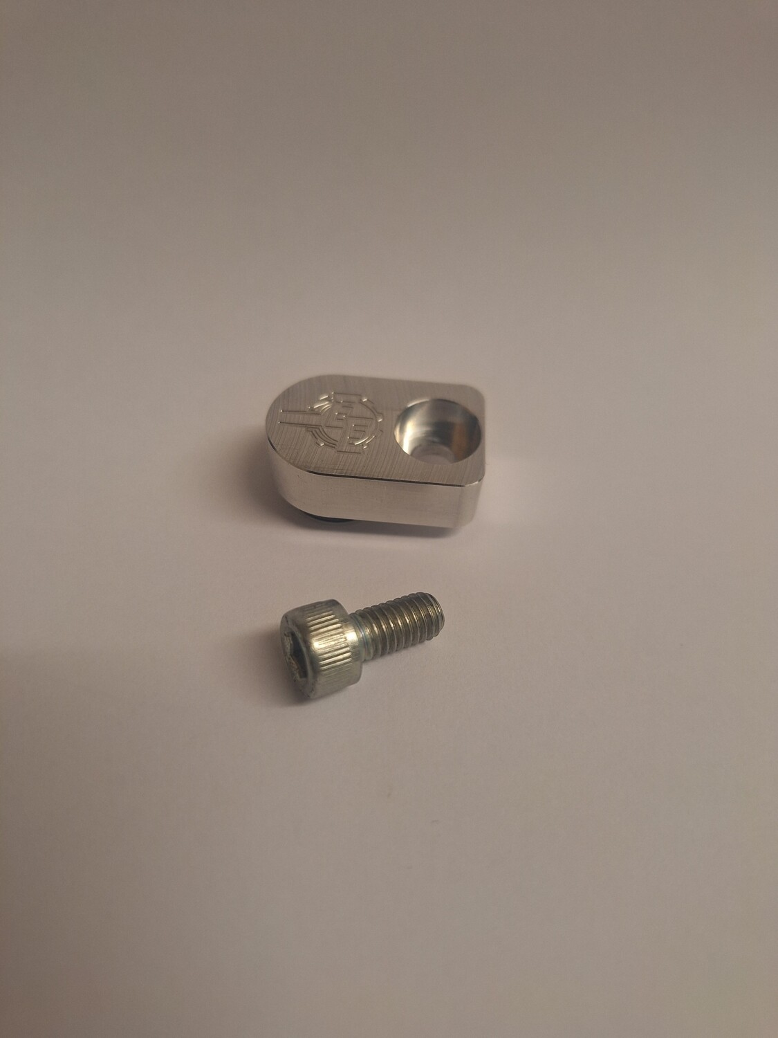 om605/6 crank sensor blanking plate