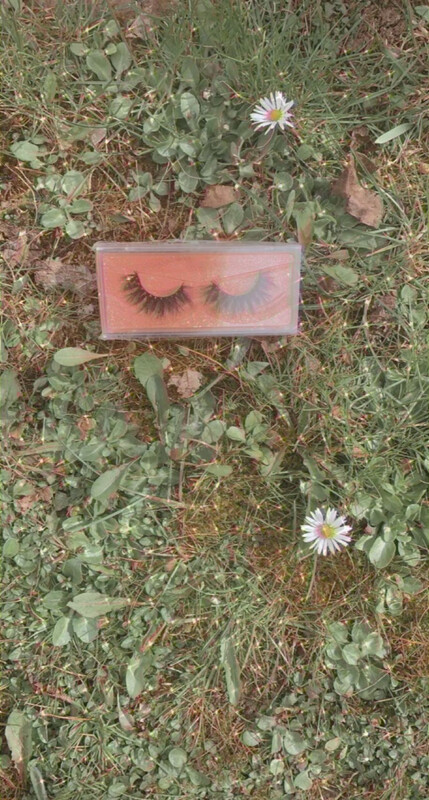 Simple But Cute Lashes 😜