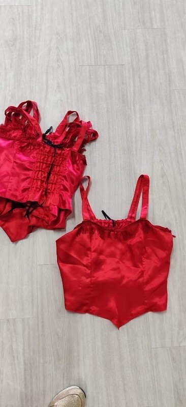 Top rood met franje