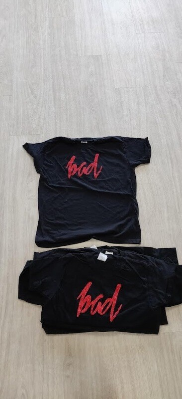 T-shirt zwart, &#39;bad&#39;